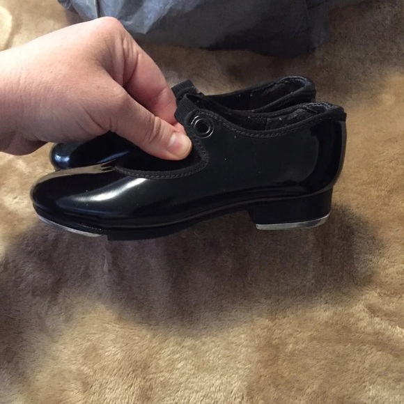 Shoes - Picture 2 of 3